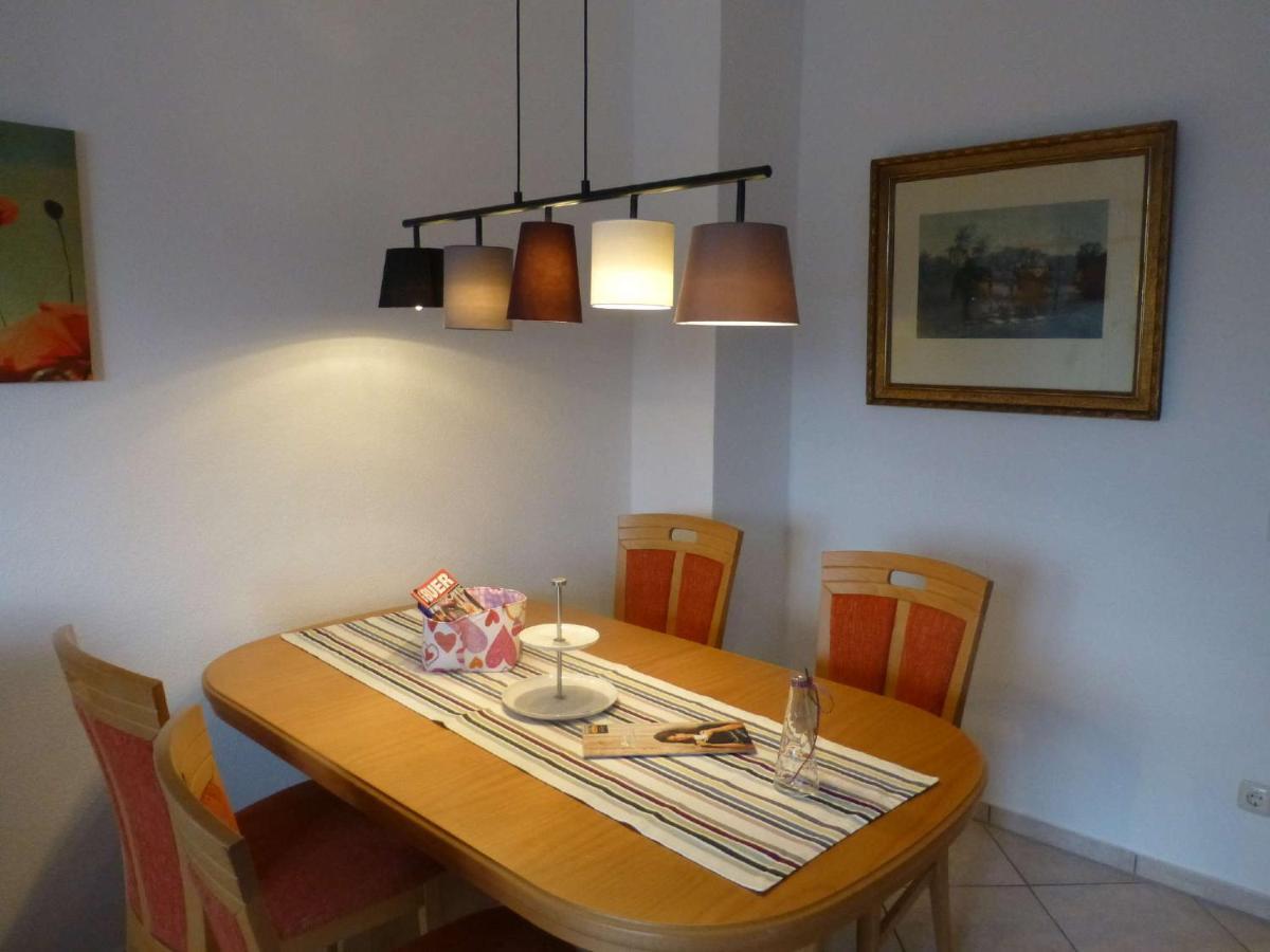 Ferienwohnung 'Zimmer Frei' Γκελσενκίρτσεν Εξωτερικό φωτογραφία